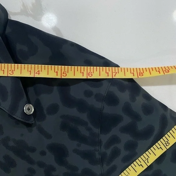Lululemon button up animal print shirt - Picture 9 of 11
